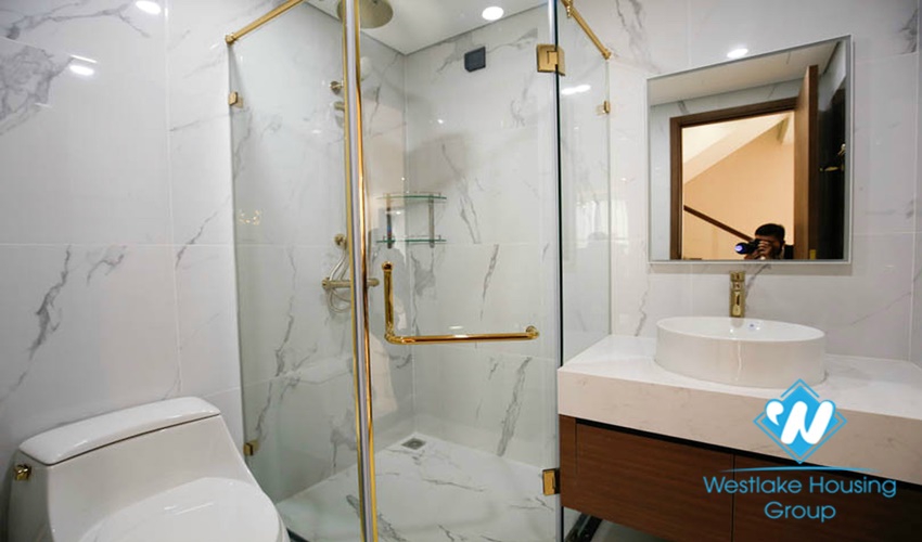 Two-storey apartment with four bedrooms, fully furnished, new furniture, Sunshine City for rent